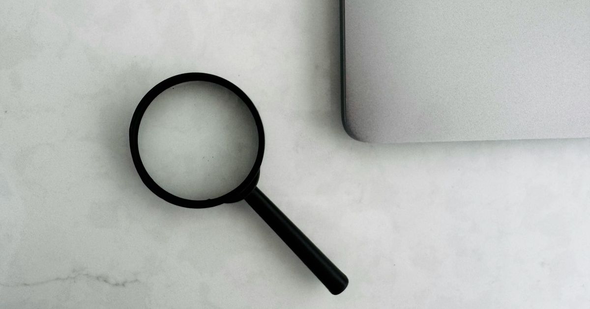 SEO & AEO in 2026 — Staying Visible When AI Answers First